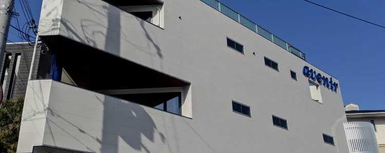 アヴェニール大阪支店の外観